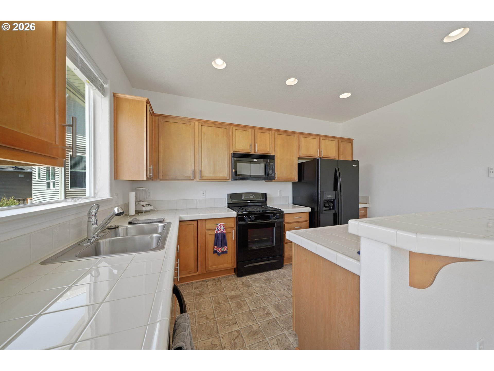 4455 Sequoia Loop Tillamook, OR 97141 - Photo 24 of 41