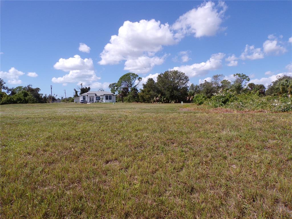 201 Redwood Road Rotonda West, FL 33947 - Photo 35 of 52 Gallery Image 35