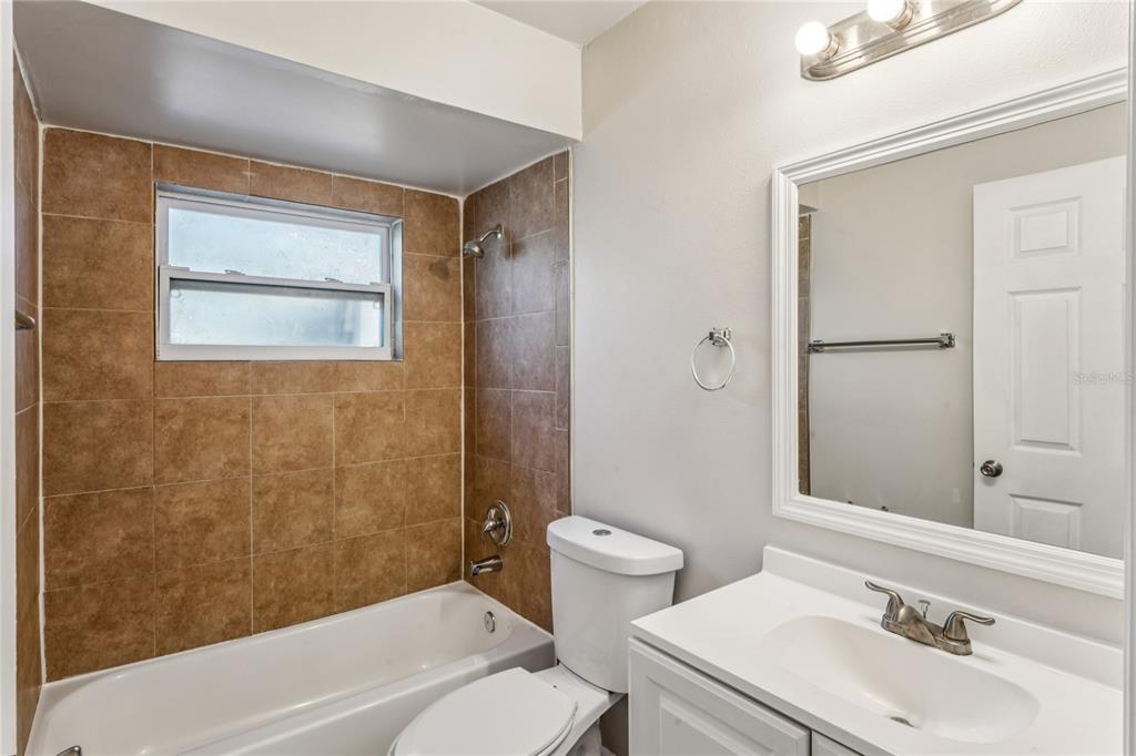 1429 Spring Lane Clearwater, FL 33755 - Photo 15 of 23