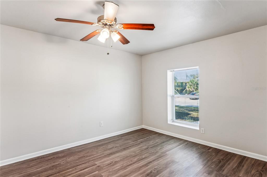 1429 Spring Lane Clearwater, FL 33755 - Photo 9 of 23