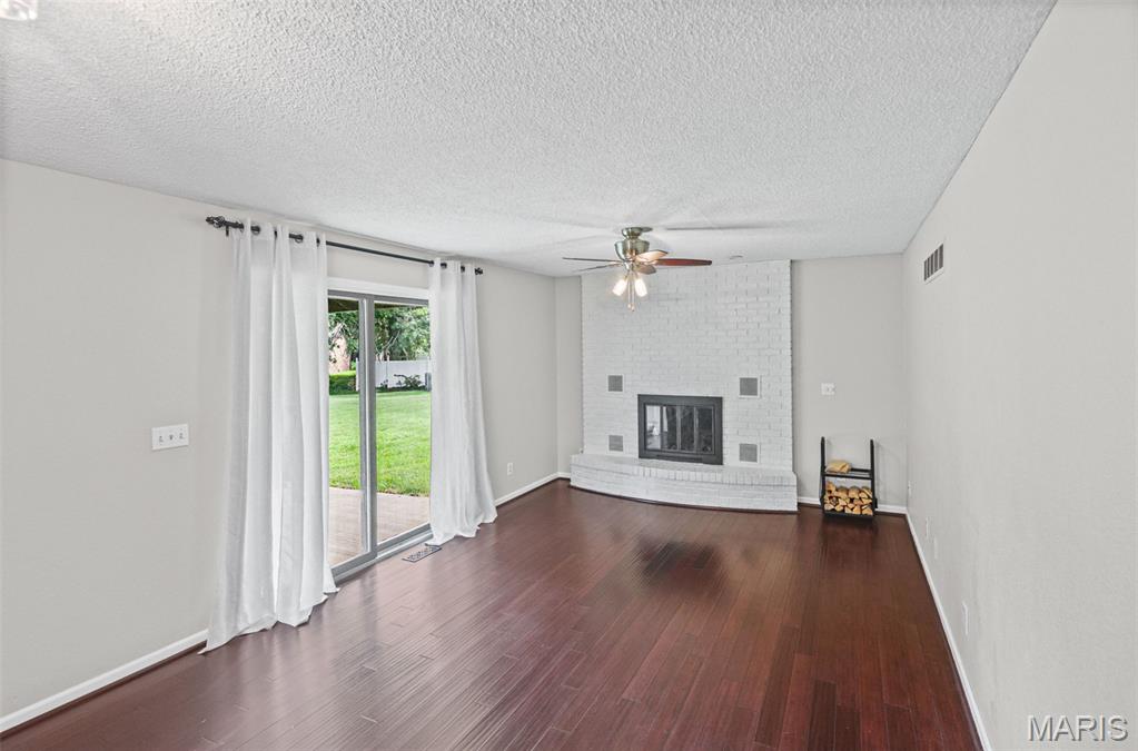 425 Weatherstone Drive Belleville, IL 62221 - Photo 12 of 47
