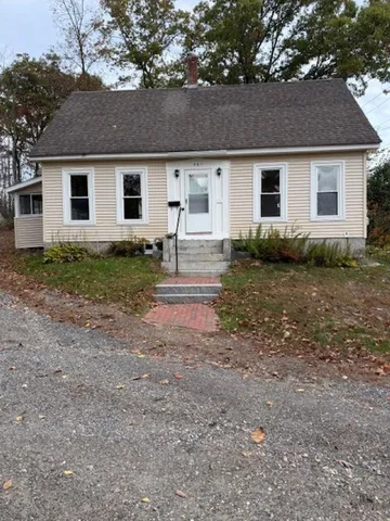 $2,400 | 301 North State Street, Concord, NH 03301
