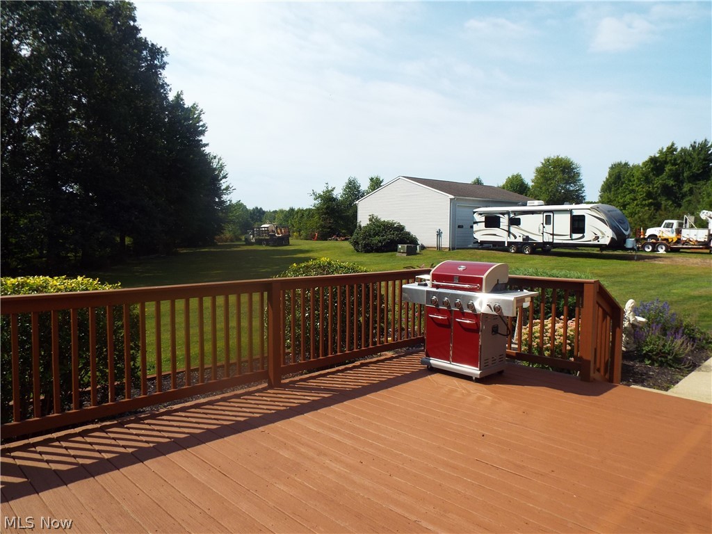 213 South Ridge Road West Conneaut, OH 44030 - Photo 6 of 34 14' x 30' Deck
