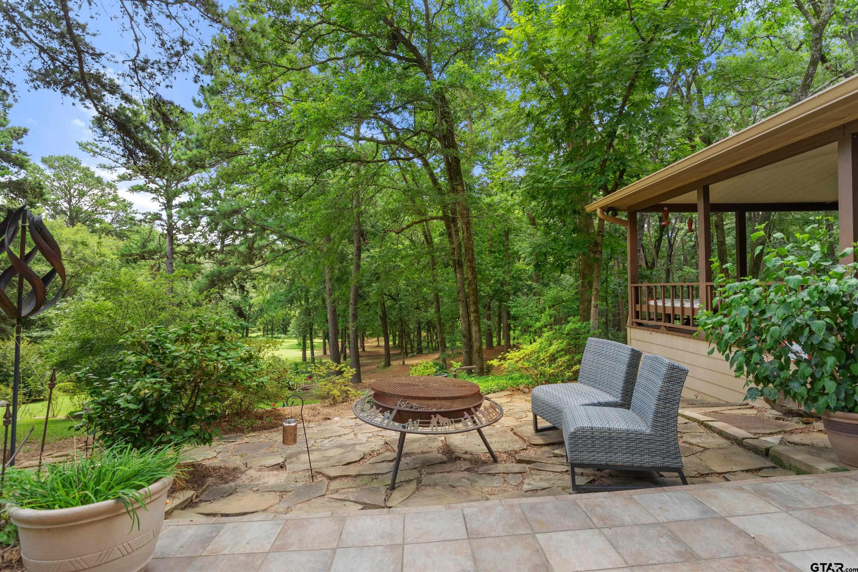 364 County Road 1605 Rusk, TX 75785 - Photo 5 of 48