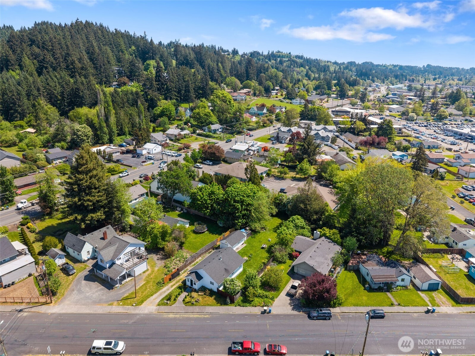 226 Southwest 16th Street Chehalis, WA 98532 - Photo 33 of 38 an aerial view of residential houses with outdoor space