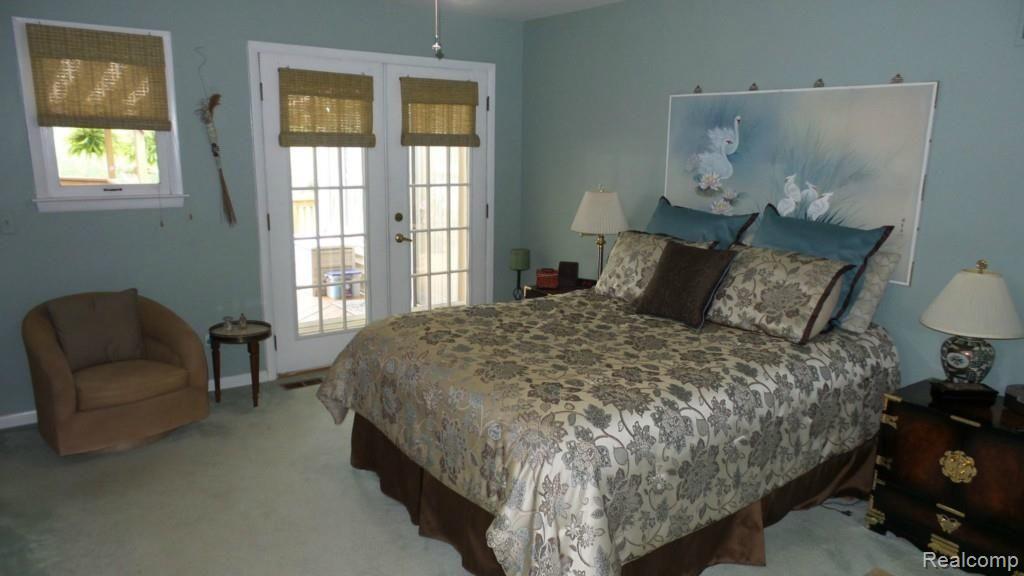 47256 Curtis Road Northville, MI 48168 - Photo 10 of 19 2014-08-04 02.12