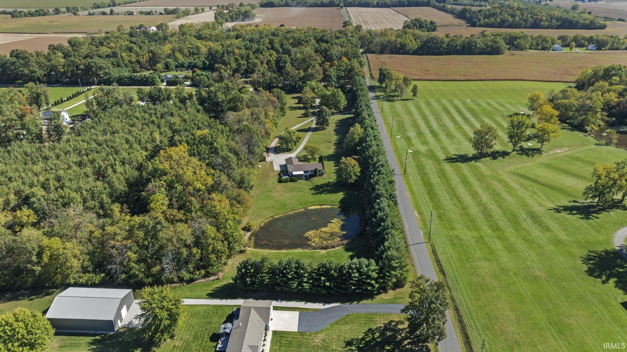 13623 South County Line Road Syracuse, IN 46567 - Photo 8 of 36 Gallery Image 8