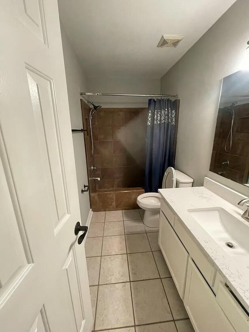 730 Cotillion Place Mount Pleasant, SC 29464 - Photo 8 of 10 Bath 2