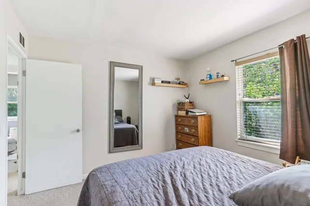 $219,000 | 15 Craig Avenue, Madison, WI 53705