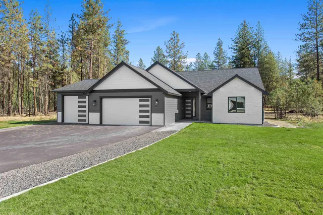 $699,900 | 6563 Kate Drive, Nine Mile Falls, WA 99026