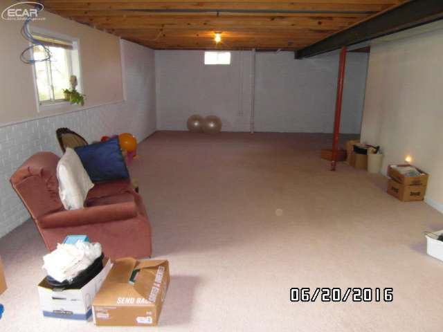 8038 Barden Road Davison, MI 48423 - Photo 23 of 35 21179678-22.JPG