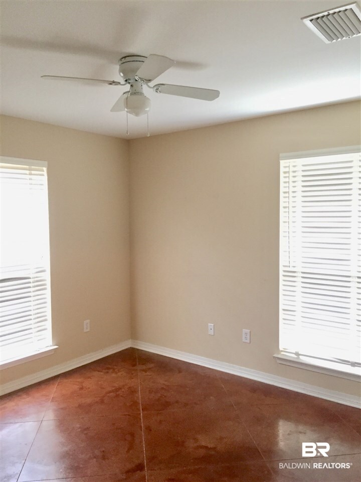 9281 Champion Circle North Mobile, AL 36695 - Photo 12 of 23