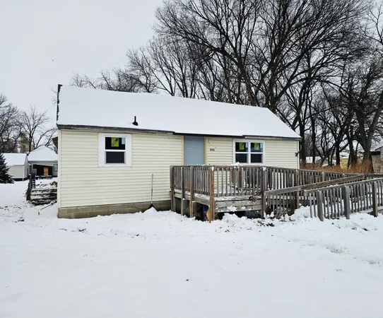 $80,000 | 905 6th Street, Clarkfield, MN 56223