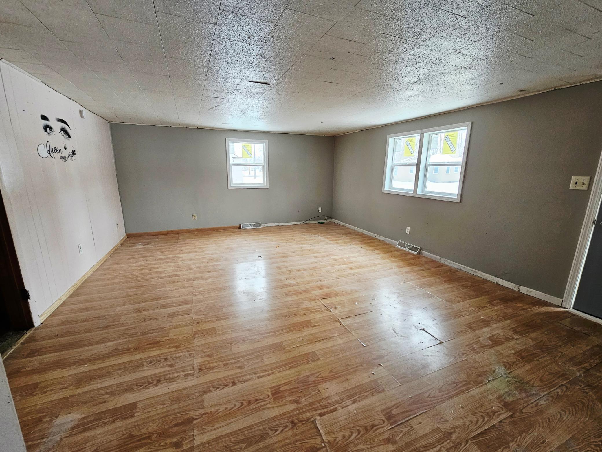 905 6th Street Clarkfield, MN 56223 - Photo 4 of 8