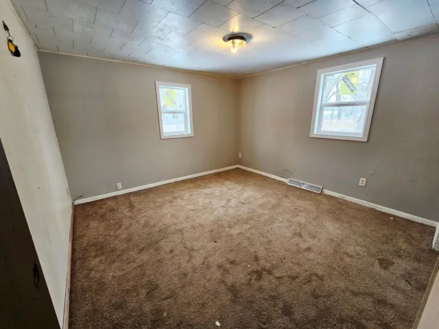 $80,000 | 905 6th Street, Clarkfield, MN 56223