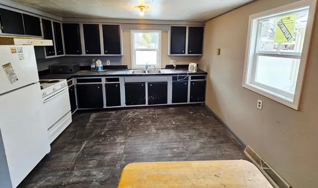 $80,000 | 905 6th Street, Clarkfield, MN 56223