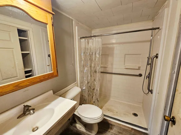 $80,000 | 905 6th Street, Clarkfield, MN 56223