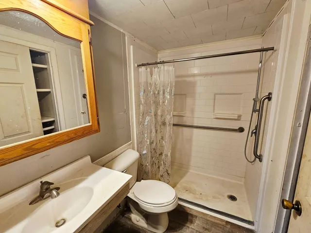 $80,000 | 905 6th Street, Clarkfield, MN 56223