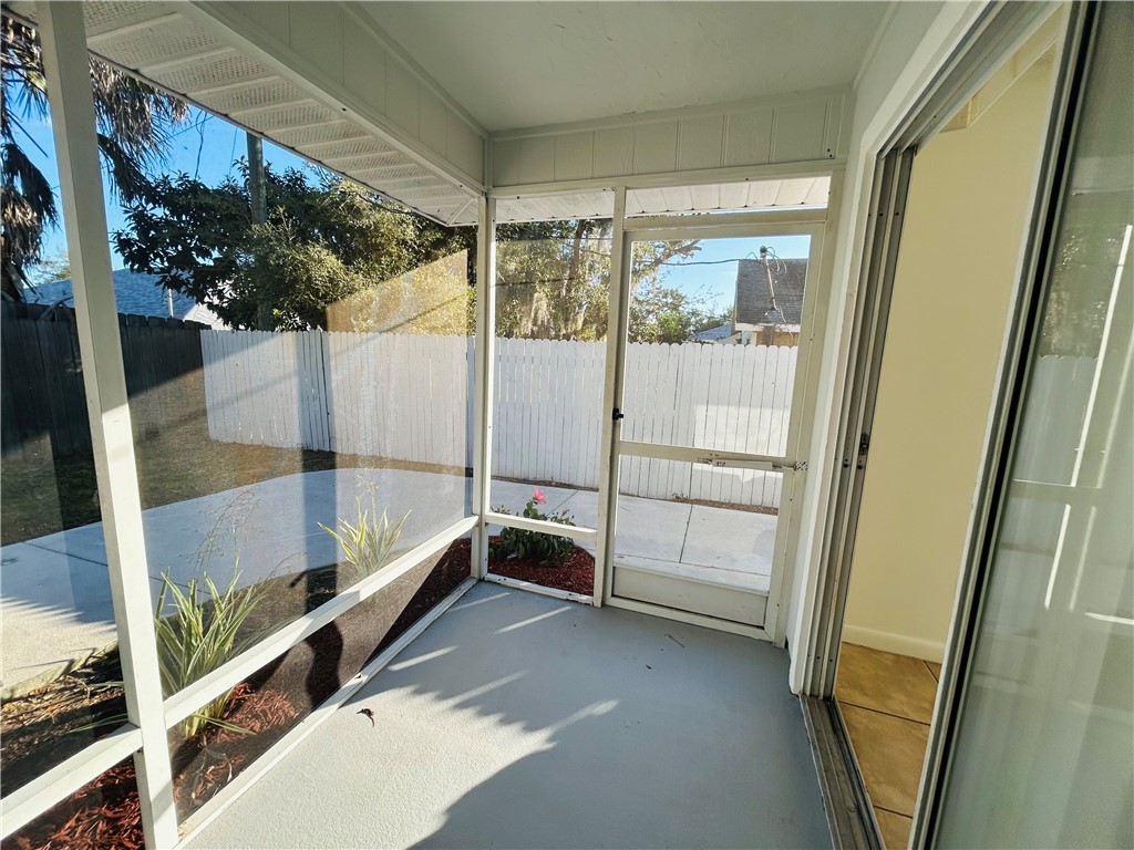 224 Georgia Street Vero Beach, FL 32962 - Photo 23 of 23 a view of an empty room and window