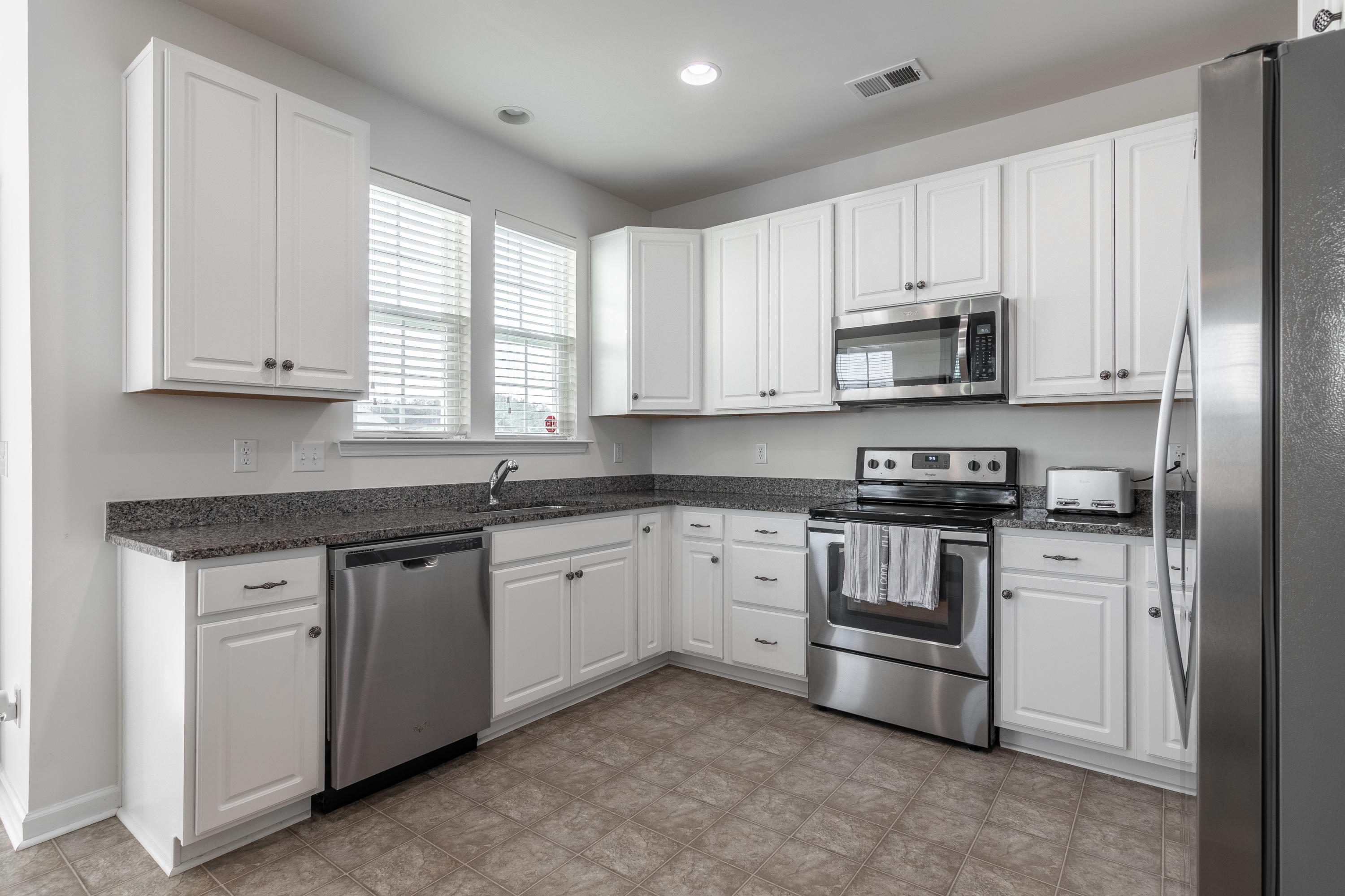 152 Oyama Road Summerville, SC 29486 - Photo 8 of 30 oyama21