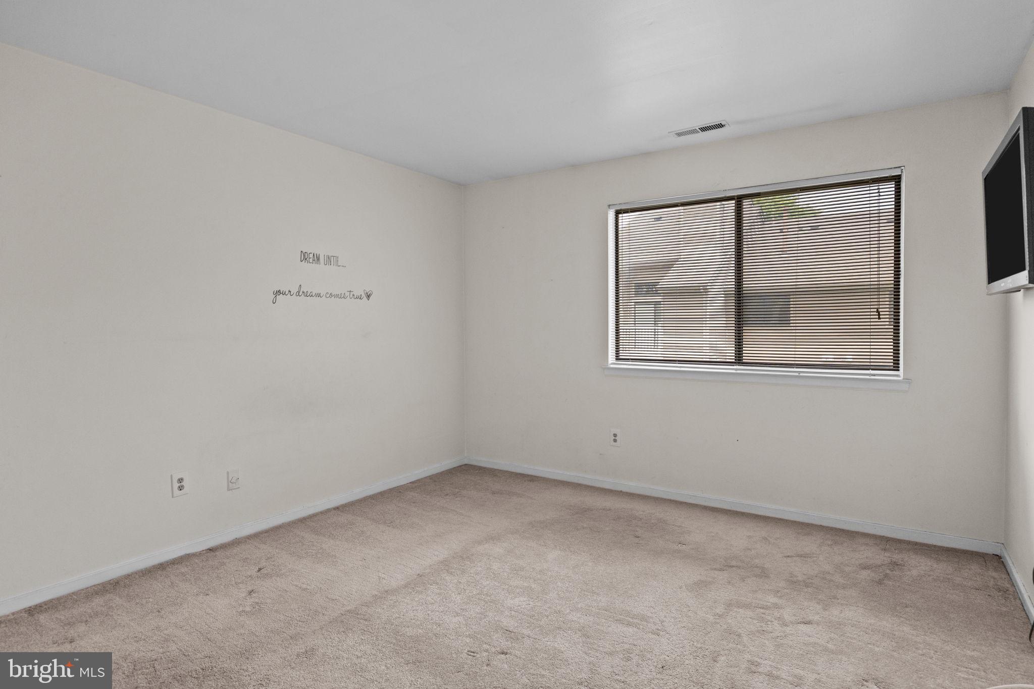 1212 Roberts Way Voorhees, NJ 08043 - Photo 14 of 29