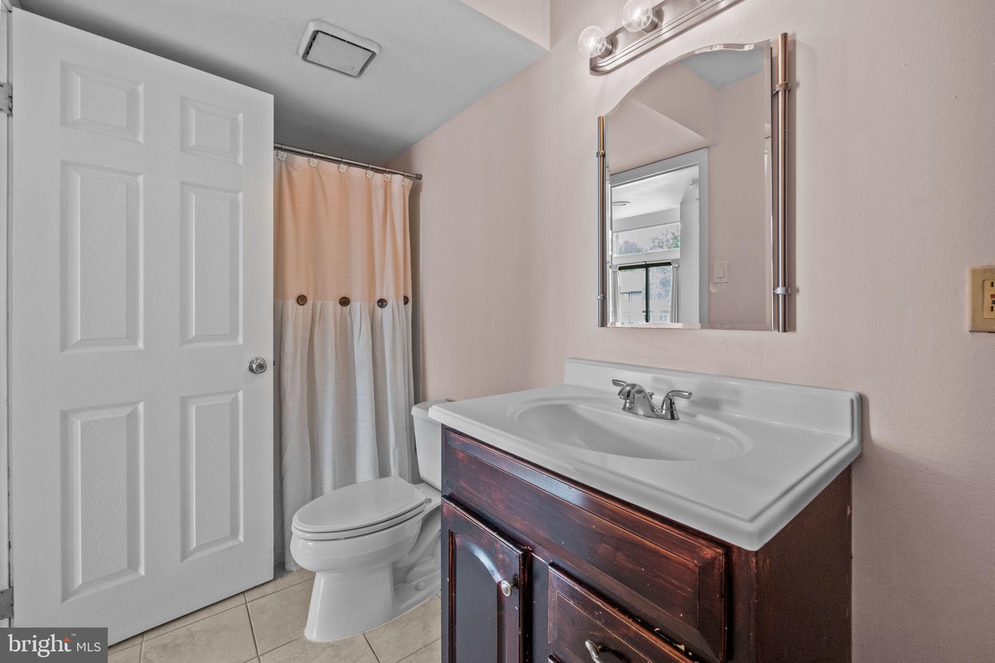 1212 Roberts Way Voorhees, NJ 08043 - Photo 16 of 29