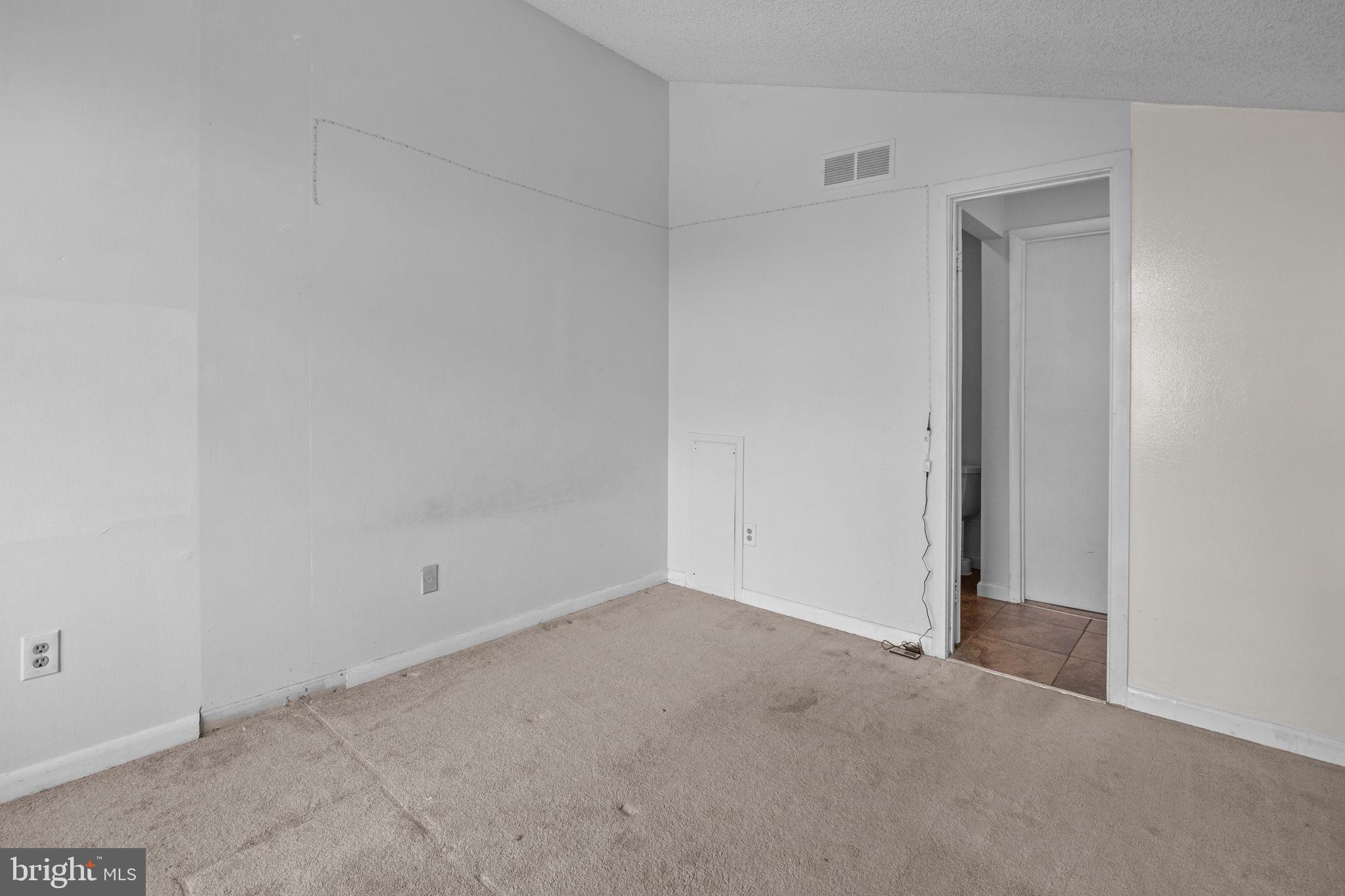 1212 Roberts Way Voorhees, NJ 08043 - Photo 19 of 29