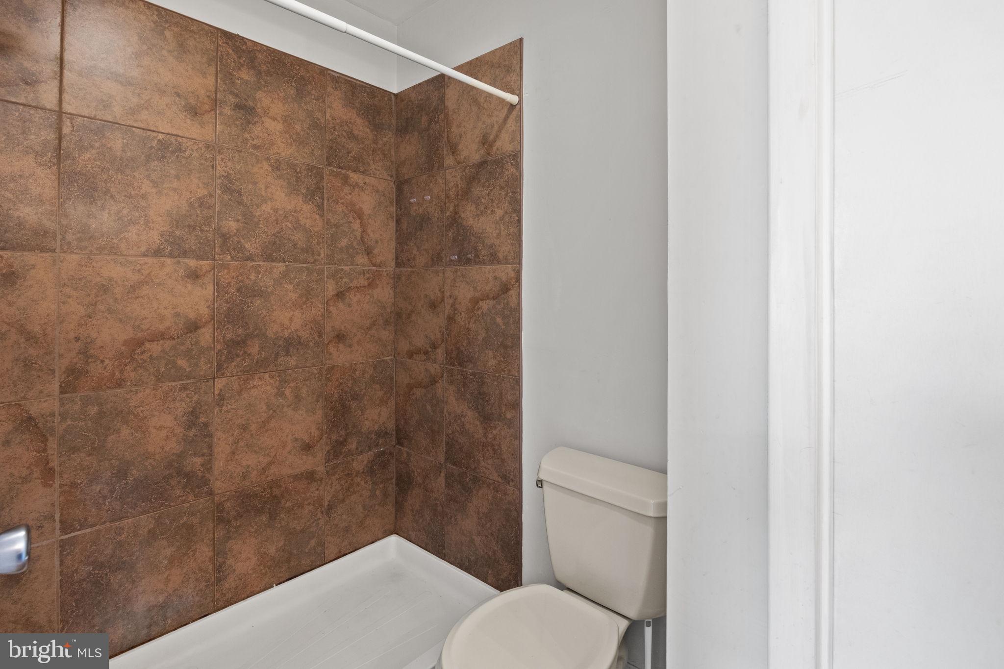 1212 Roberts Way Voorhees, NJ 08043 - Photo 23 of 29