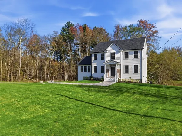 $869,000 | 1 Smith Road, Sutton, MA 01590