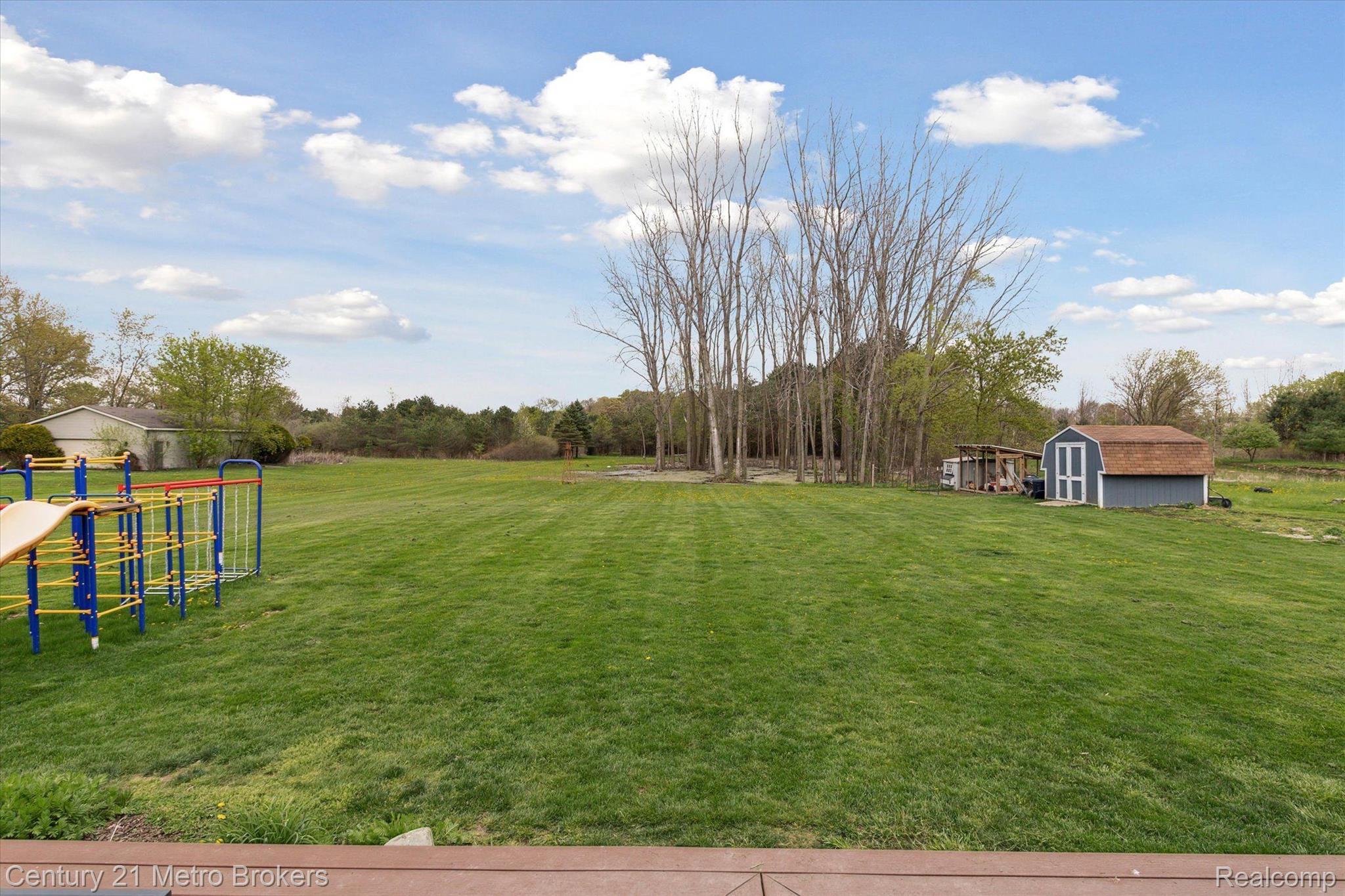 5256 North Gale Road Davison, MI 48423 - Photo 5 of 42 Gallery Image 5