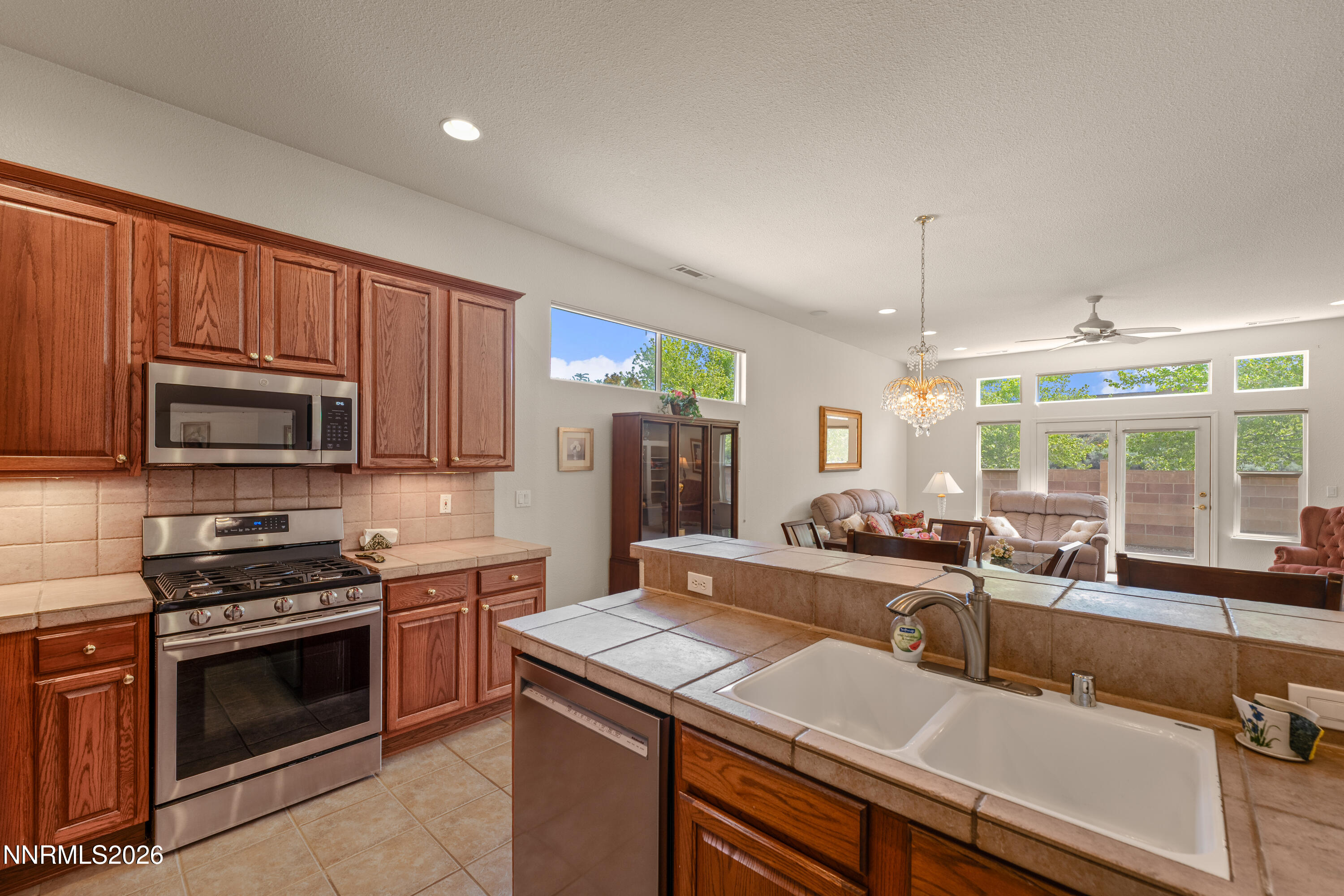 408 Sierra Leaf Circle Reno, NV 89511 - Photo 17 of 41 BKT08145
