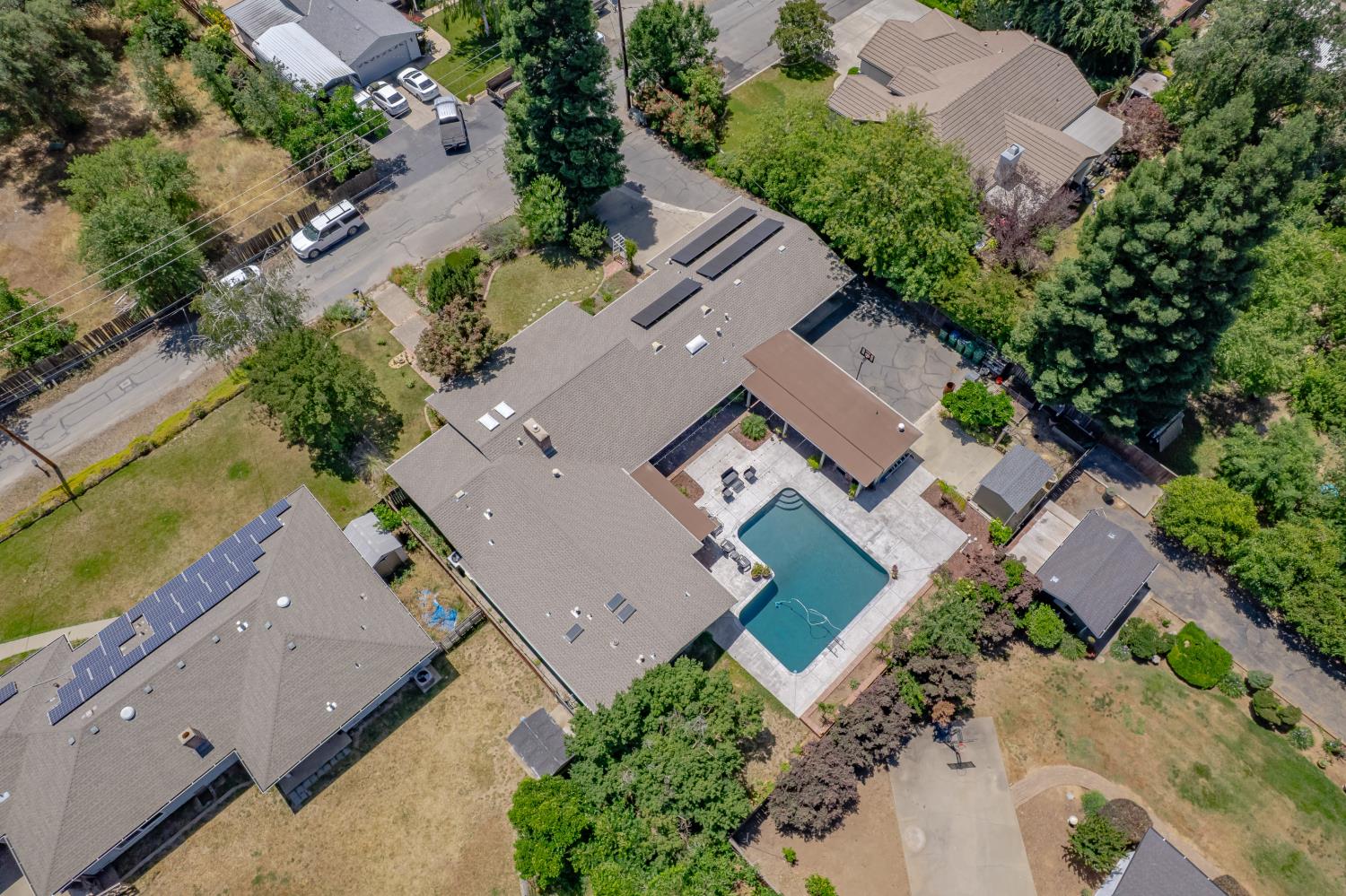 1880 Magnolia Street Gridley, CA 95948 - Photo 78 of 95 an aerial view of a house with a garden