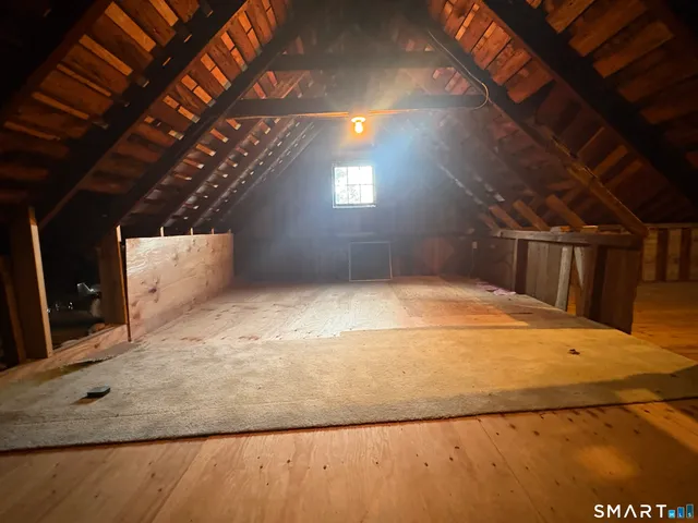 a view of parking area