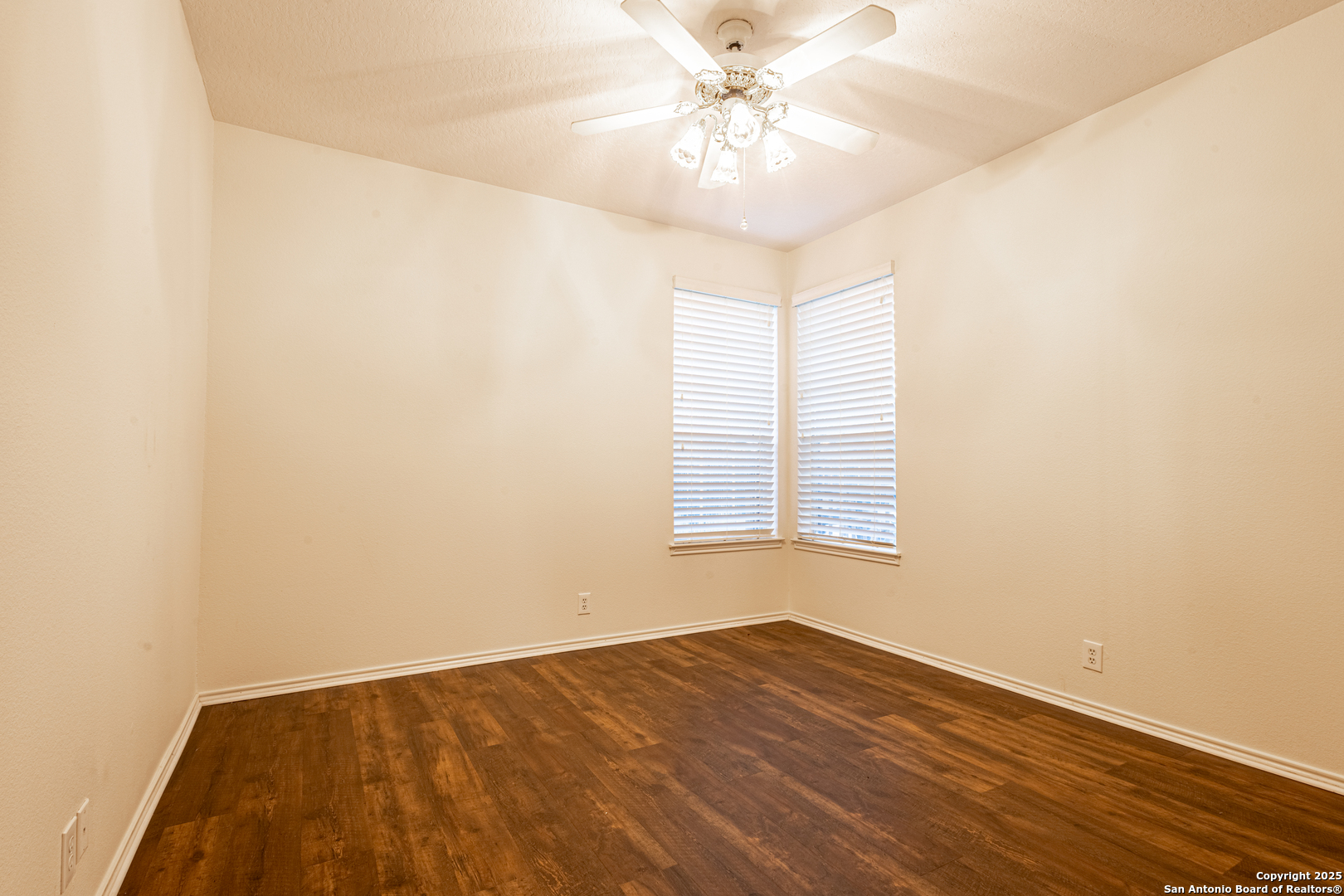 15314 Rompel Oak San Antonio, TX 78232 - Photo 5 of 25