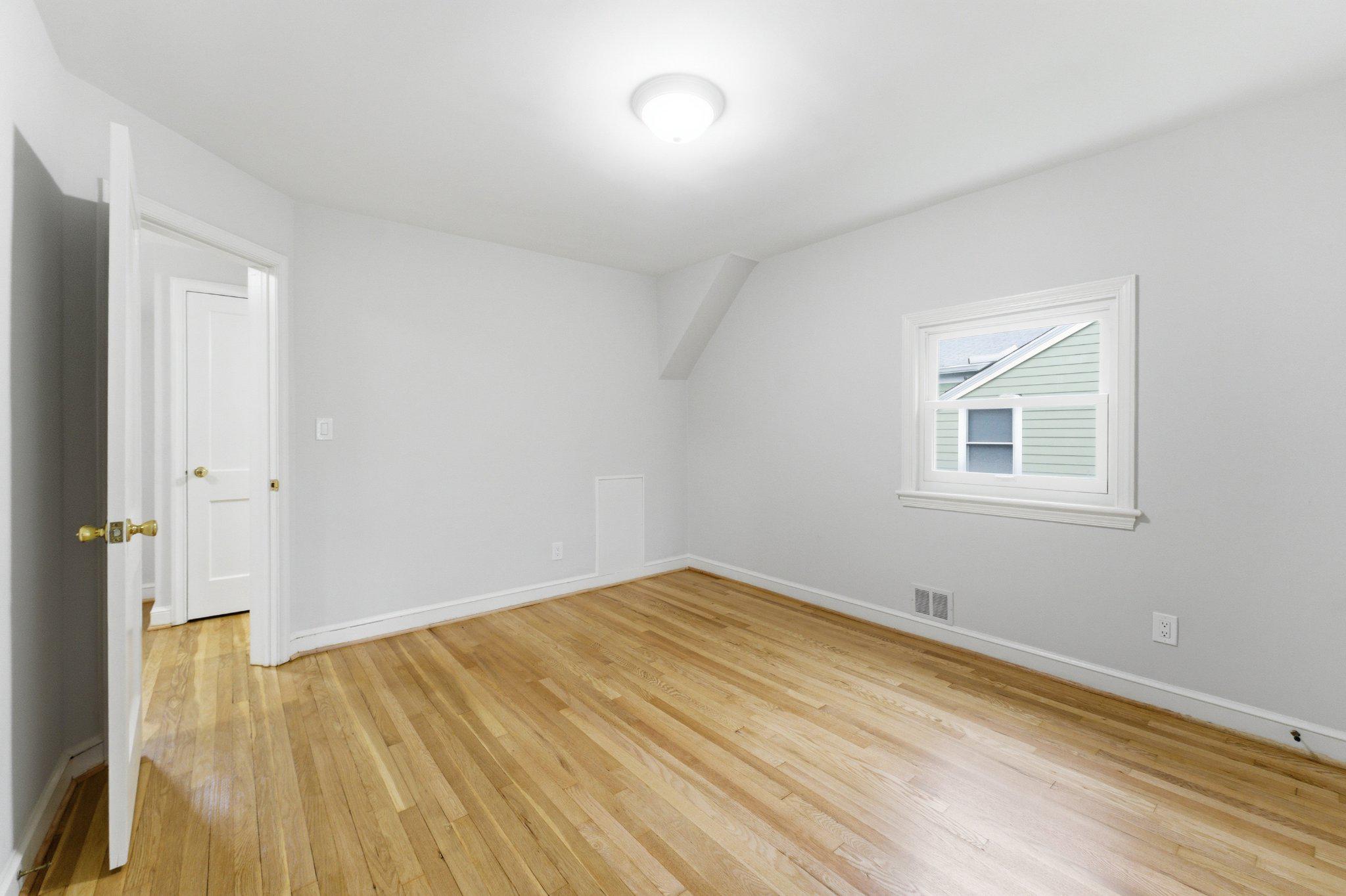 10143 Dallas Avenue Silver Spring, MD 20901 - Photo 29 of 49 Primary Bedroom