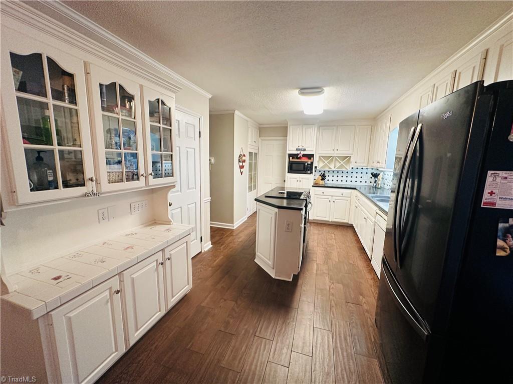 113 Royal Road Jamestown, NC 27282 - Photo 12 of 21 Gallery Image 12