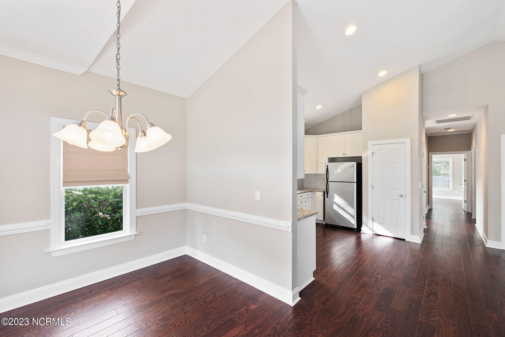 408 Risley Road Carolina Beach, NC 28428 - Photo 10 of 38 Dining Room