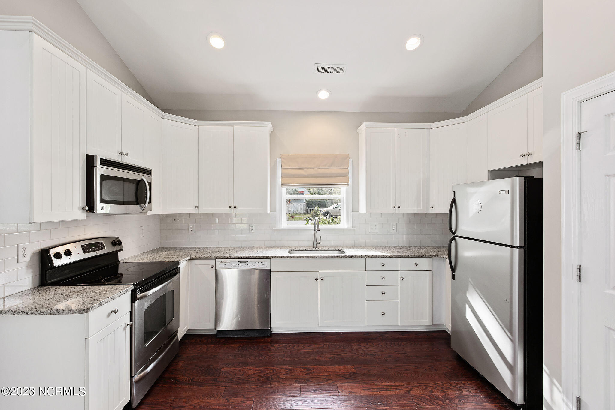 408 Risley Road Carolina Beach, NC 28428 - Photo 11 of 38 Kitchen