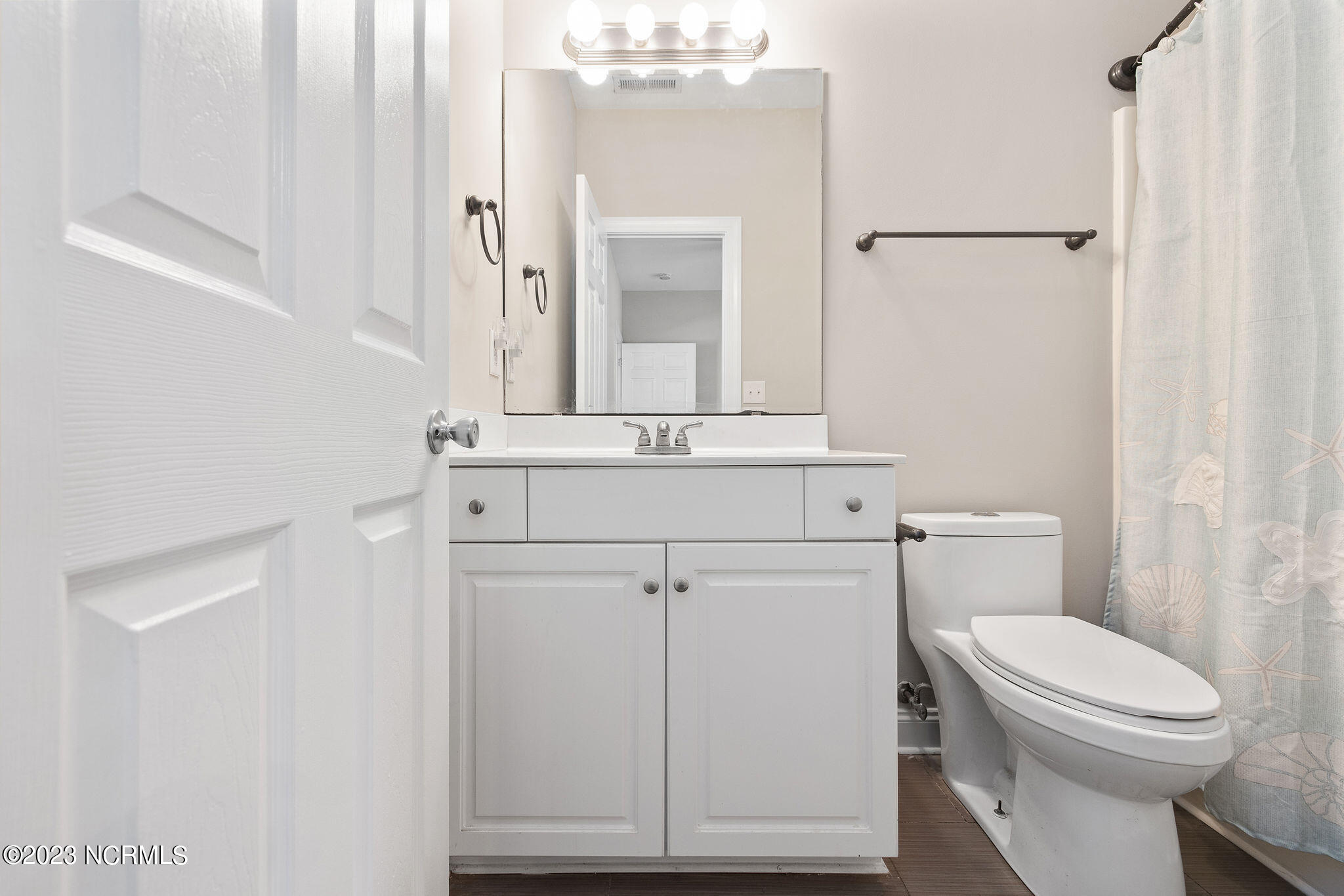 408 Risley Road Carolina Beach, NC 28428 - Photo 15 of 38 Primary Bathroom