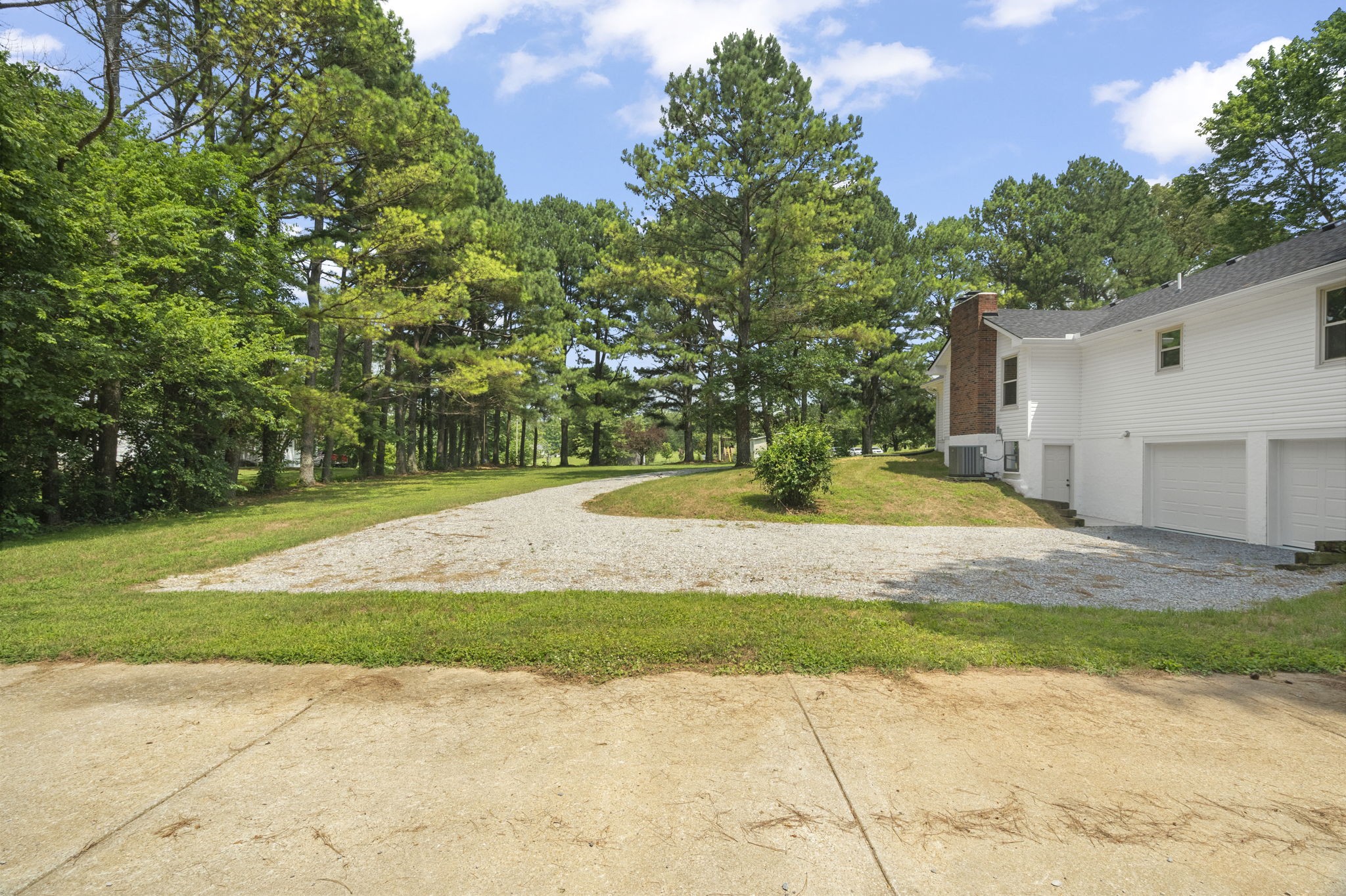 5670 Lakeview Road Springfield, TN 37172 - Photo 47 of 50 a view of outdoor space yard and swimming pool