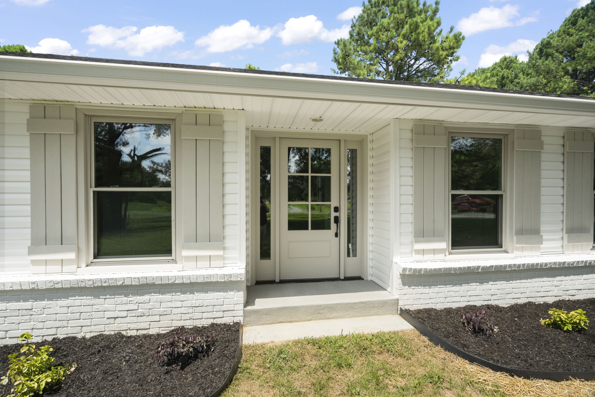 5670 Lakeview Road Springfield, TN 37172 - Photo 9 of 50 a view of a door of the house