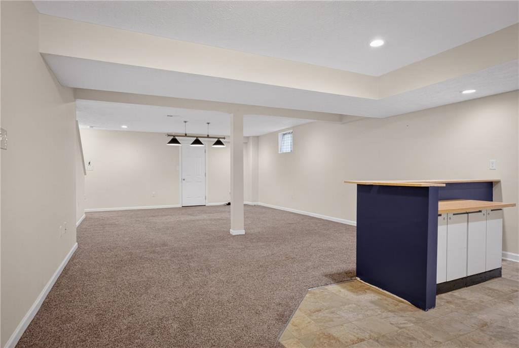 229 West Country Barn Road Houston, PA 15342 - Photo 44 of 50