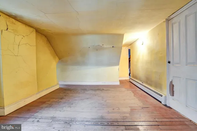 $359,900 | 174 East Main Street, Lansdale, PA 19446