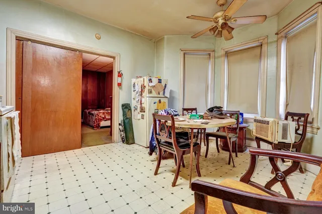 $359,900 | 174 East Main Street, Lansdale, PA 19446