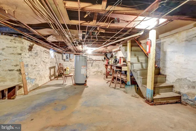 $359,900 | 174 East Main Street, Lansdale, PA 19446