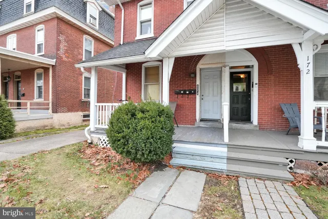 $359,900 | 174 East Main Street, Lansdale, PA 19446