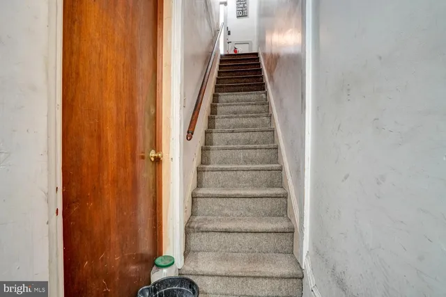 $359,900 | 174 East Main Street, Lansdale, PA 19446