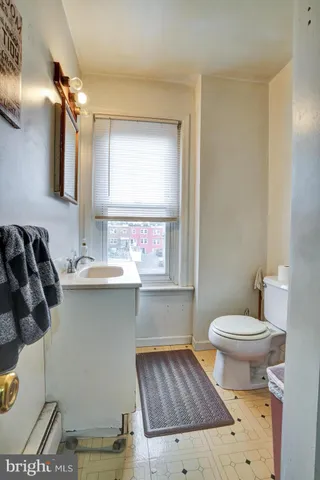 $359,900 | 174 East Main Street, Lansdale, PA 19446