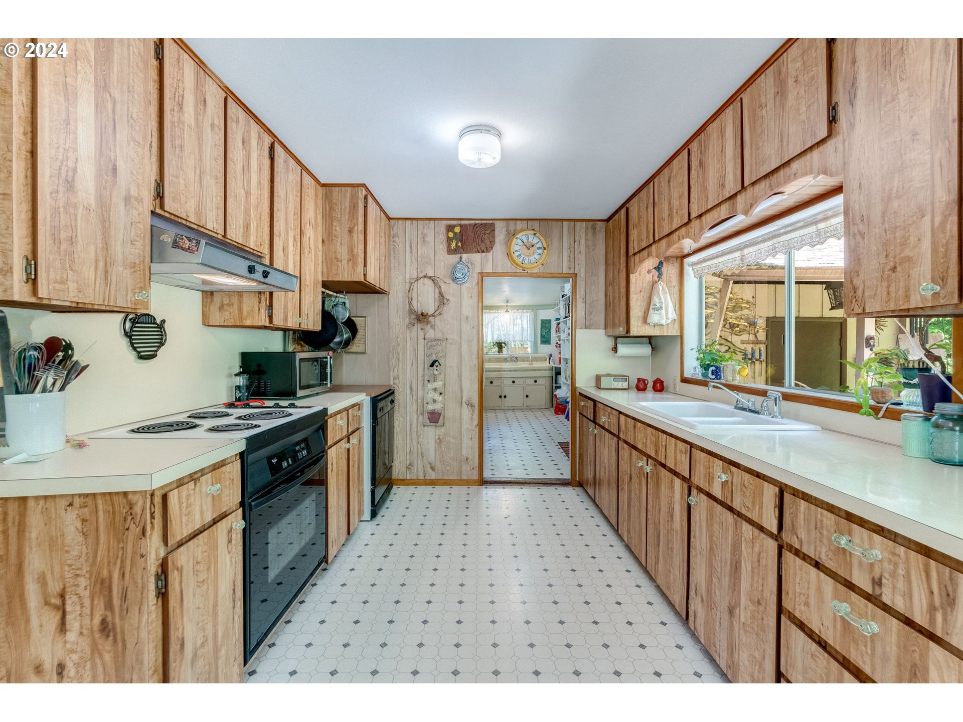 31852 South Shady Dell Road Molalla, OR 97038 - Photo 13 of 42 Gallery Image 13