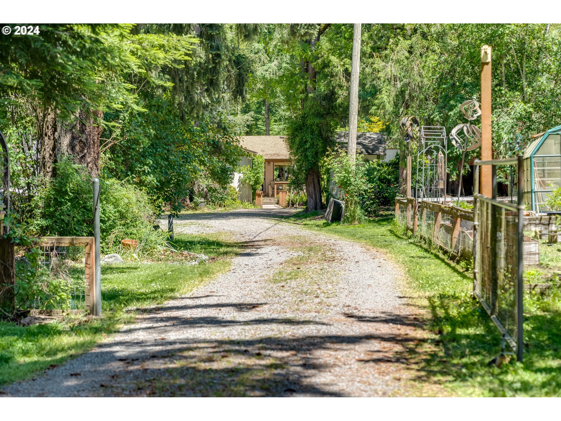 31852 South Shady Dell Road Molalla, OR 97038 - Photo 3 of 42 Gallery Image 3